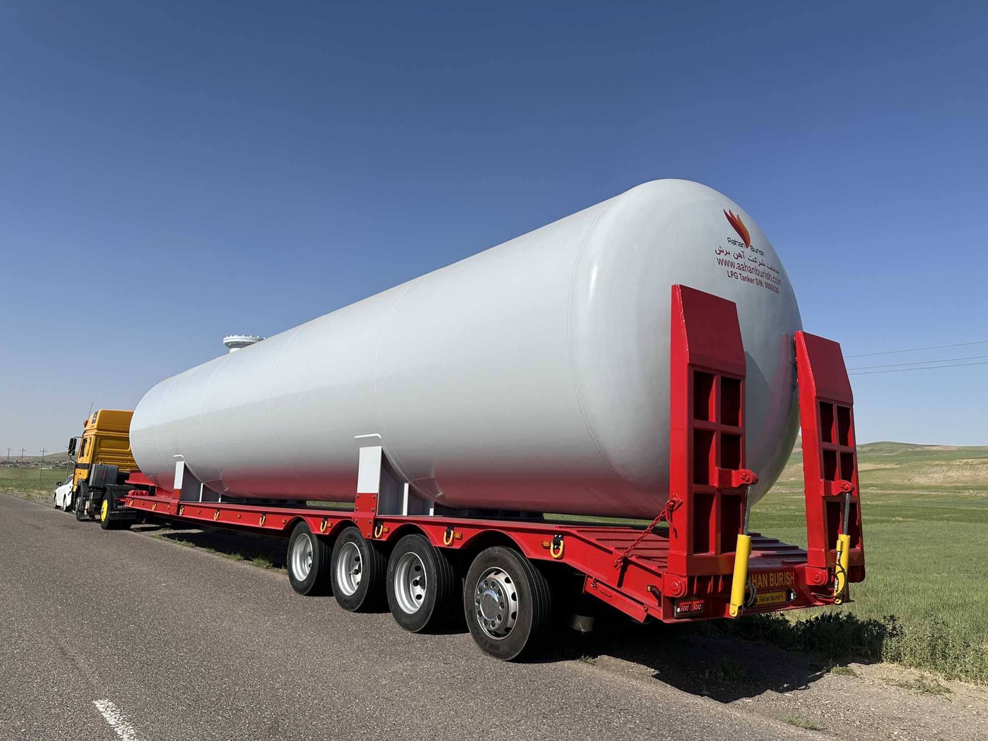 تریلر کمر شکن